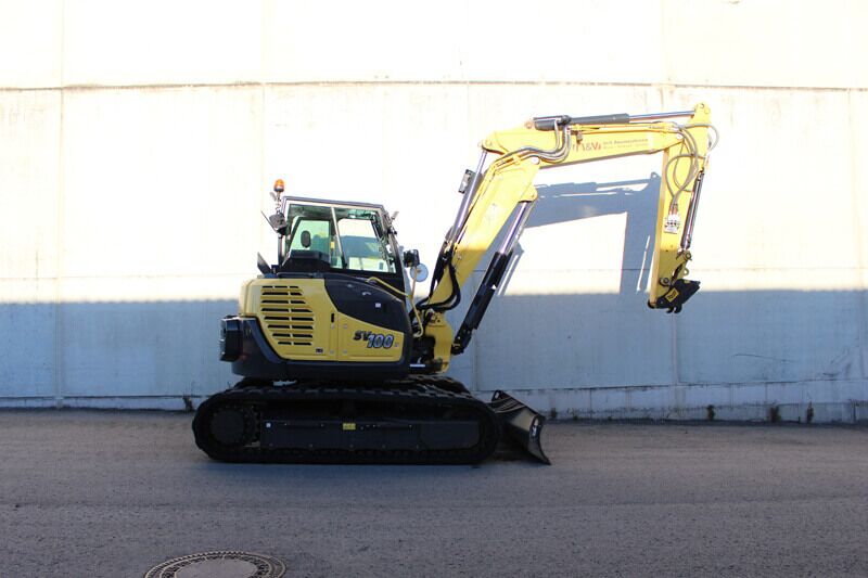 Rechte Ansicht des Yanmar SV100-2PB