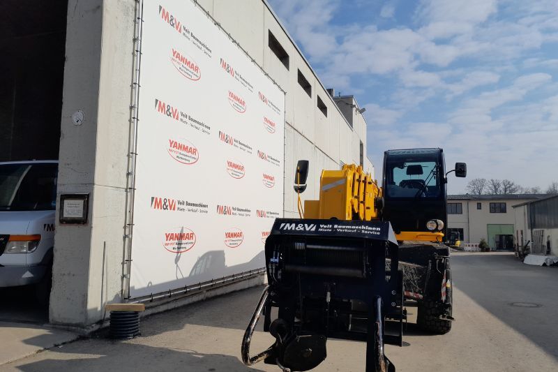 Vordere Ansicht auf den Teleskopstapler Dieci Pegaus 50.21