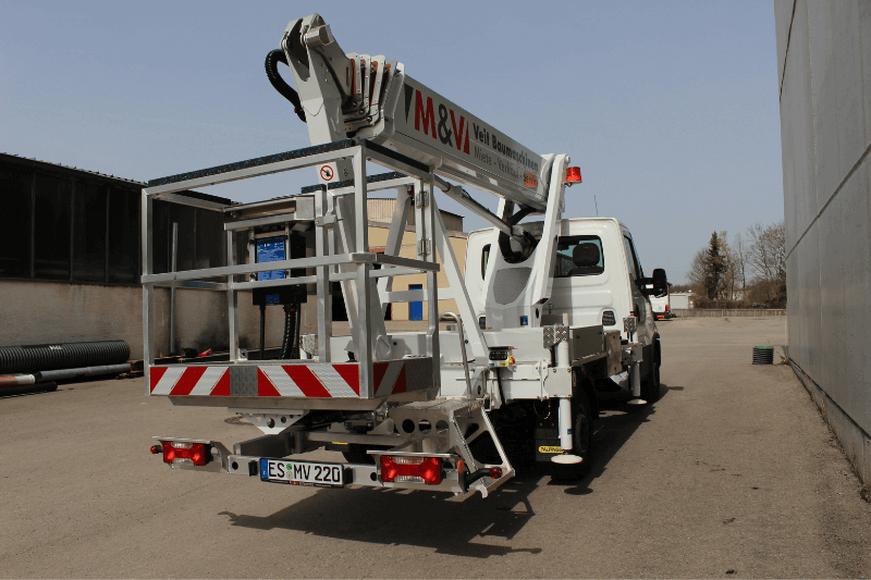 Effiziente P 220 BK Hubarbeitsbühne von Palfinger