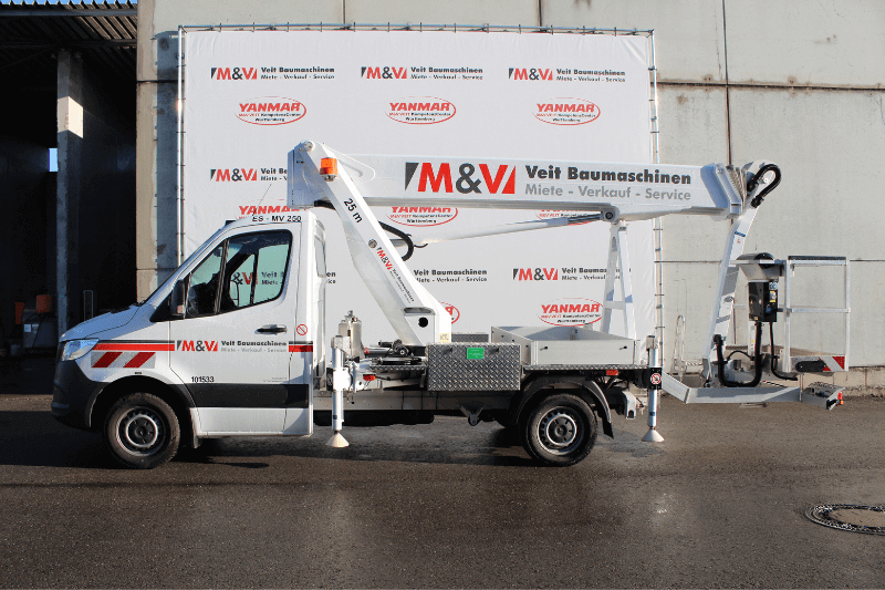 Seitenansicht der Hubarbeitsbühne P 250 BK