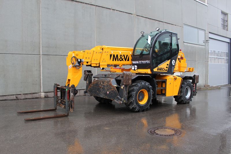 Ein Dieci Pegasus 40.17 Teleskoplader auf dem Hof eines Fachhändlers für Baumaschinen