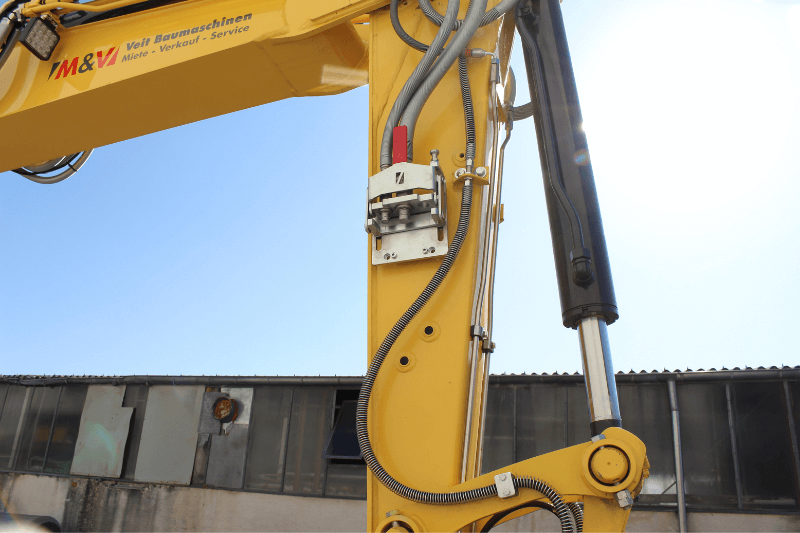 moderner VIO 80 Bagger mieten