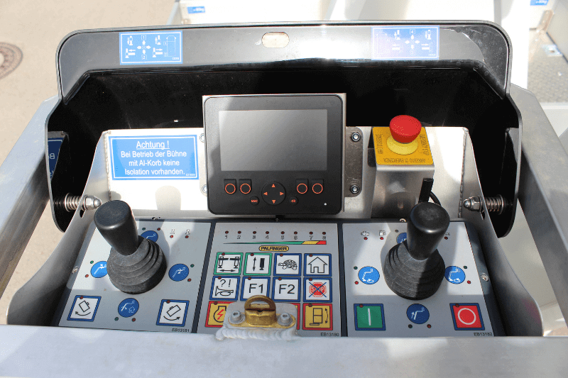 Steuerung P 220 BK Hubarbeitsbühne von Palfinger