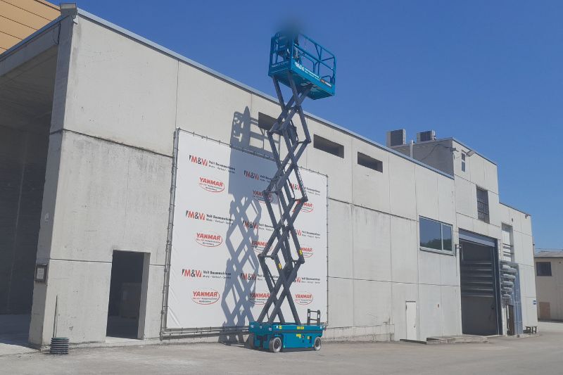 Die Scherenbühne SWSL 1008 DC von Sunward besticht durch ihre Arbeitshöhe von 10m