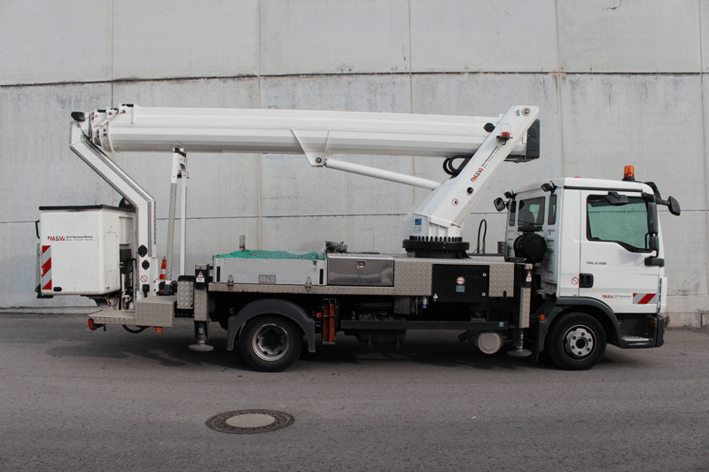 Bühne beim Steiger T 285 von Ruthmann