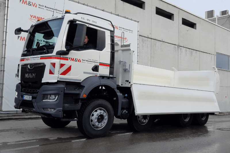 MAN TGS 35.510 8x4 BB Kipper mit heruntergeklappter Seitenwand