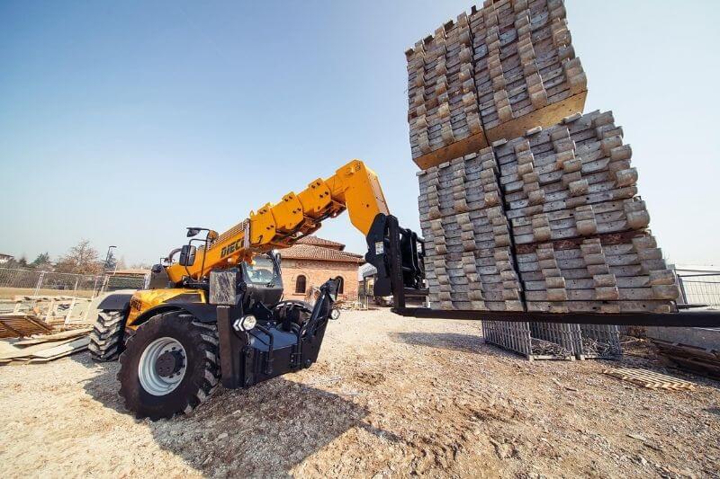 ICARUS 50.18 GD beim Heben