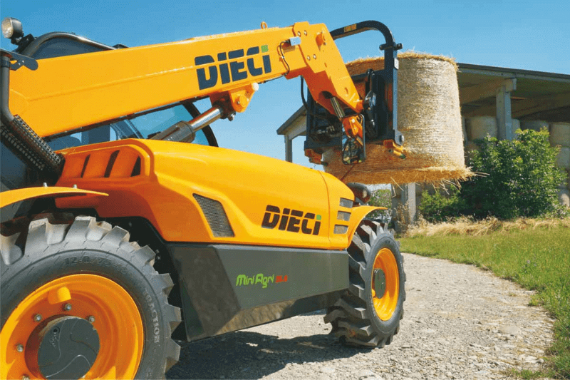 Zuverlässiger Teleskoplader Mini Agri 26.6