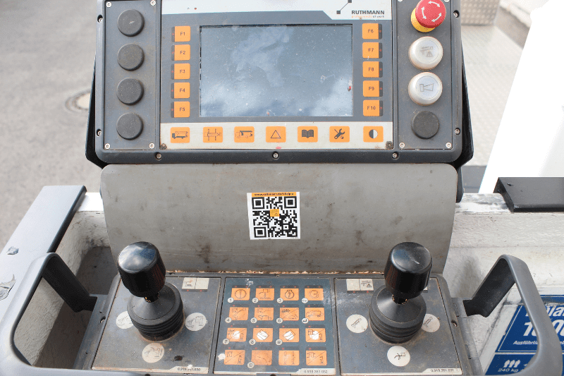 Steuerung der Ruthmann Steiger T 330