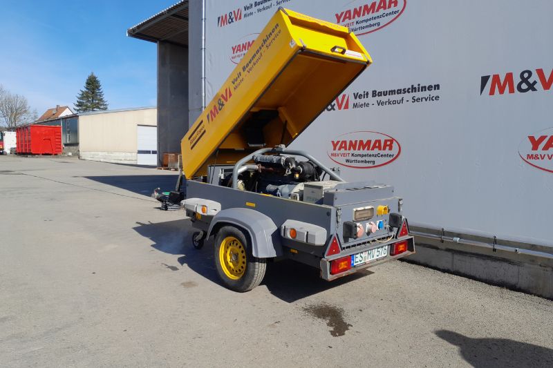 Blick auf den Motor des QAX 20 von Atlas Copco