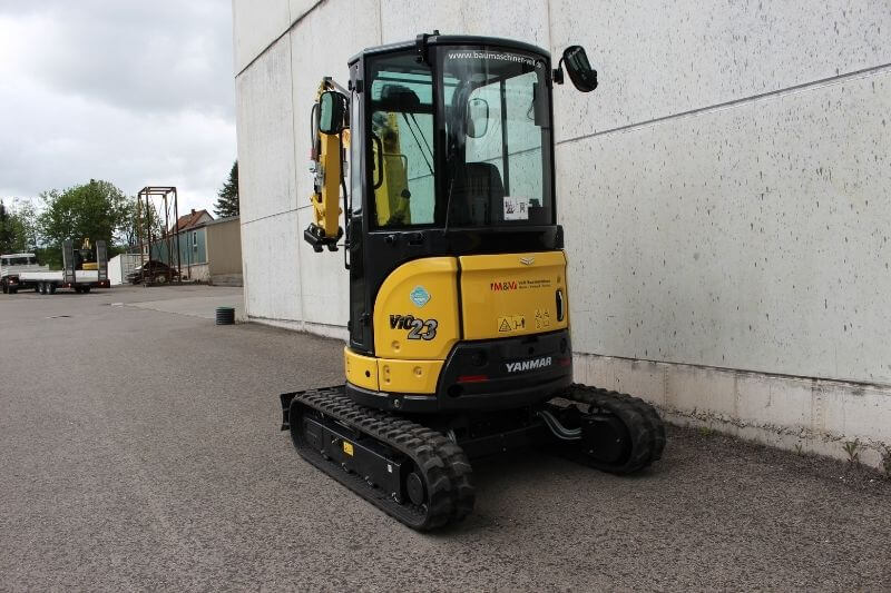 Sicht von hinten des Yanmar VIO23